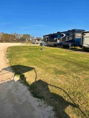 Full Hookup Sites North Texas RV Park